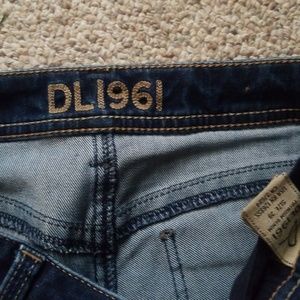 DL 1961 Designer Jeans